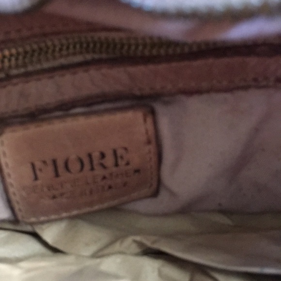 FIORE Italian Leather Satchel - Picture 4 of 5